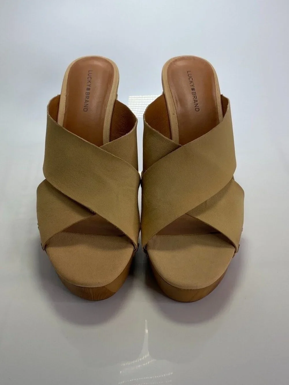 Lucky Brand Takara Womens Latte  Leather Embellished Clogs Sz 9.5